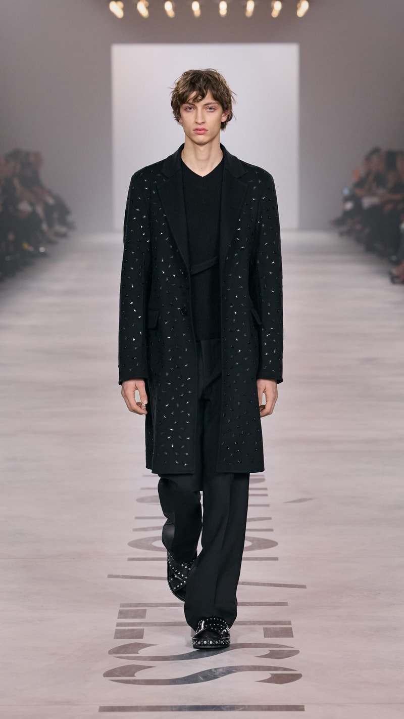 MFW：Maria Grazia Chiuri 於 FENDI 首章登場，把優雅從伸展台溫柔交還給我們！