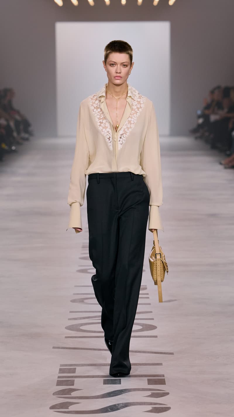 MFW：Maria Grazia Chiuri 於 FENDI 首章登場，把優雅從伸展台溫柔交還給我們！