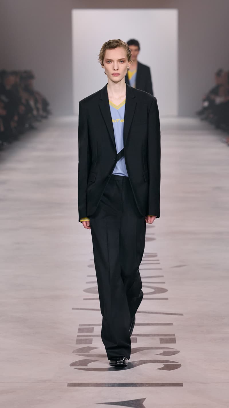 MFW：Maria Grazia Chiuri 於 FENDI 首章登場，把優雅從伸展台溫柔交還給我們！