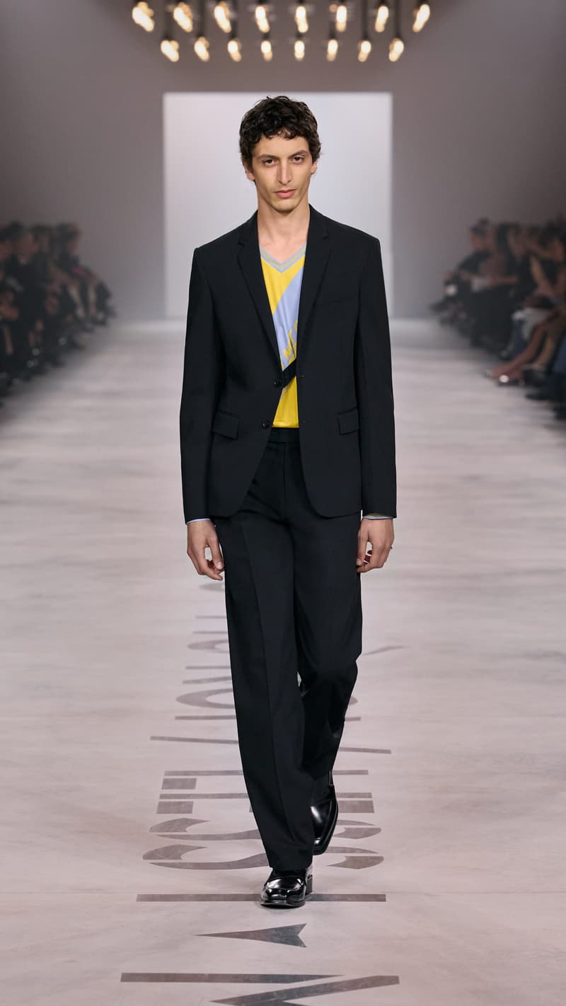 MFW：Maria Grazia Chiuri 於 FENDI 首章登場，把優雅從伸展台溫柔交還給我們！