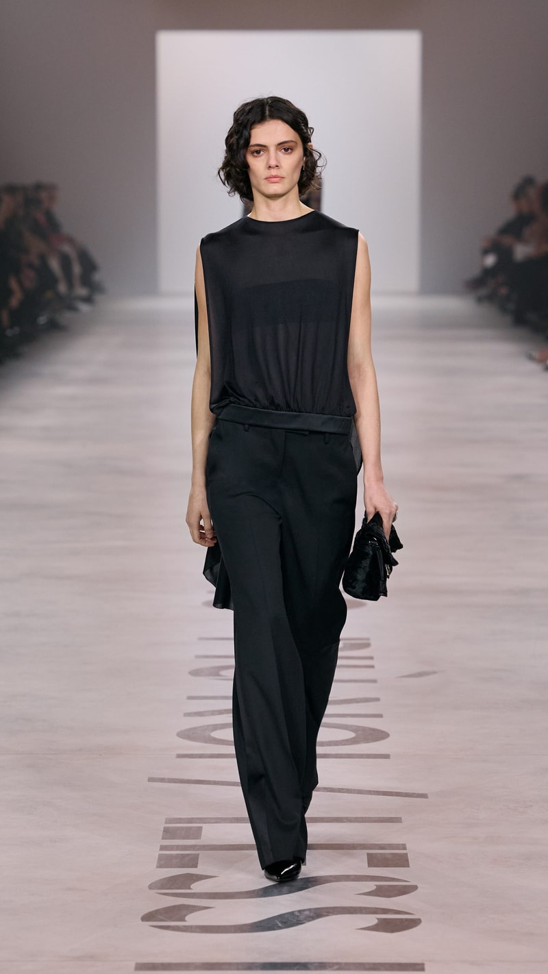 MFW：Maria Grazia Chiuri 於 FENDI 首章登場，把優雅從伸展台溫柔交還給我們！