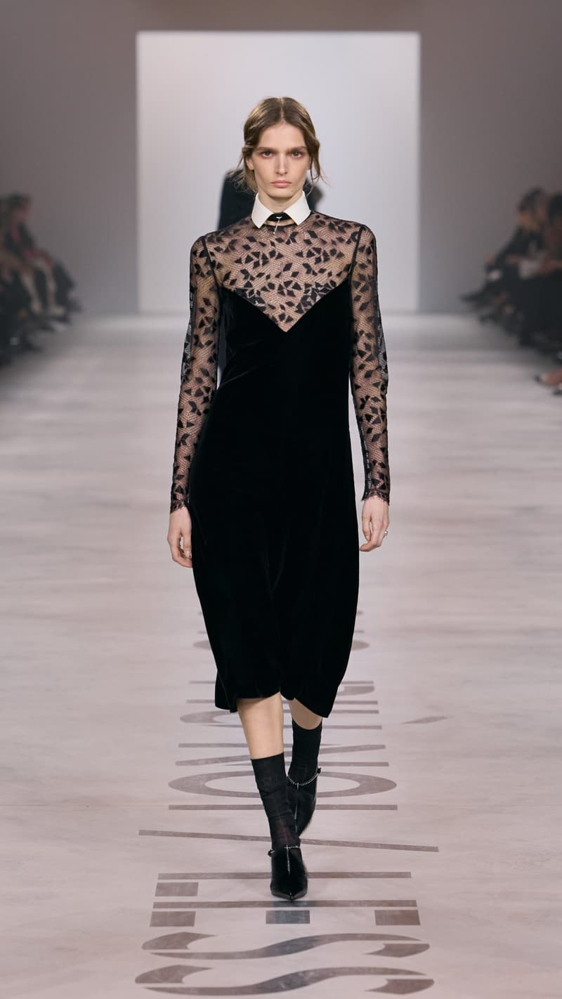 MFW：Maria Grazia Chiuri 於 FENDI 首章登場，把優雅從伸展台溫柔交還給我們！