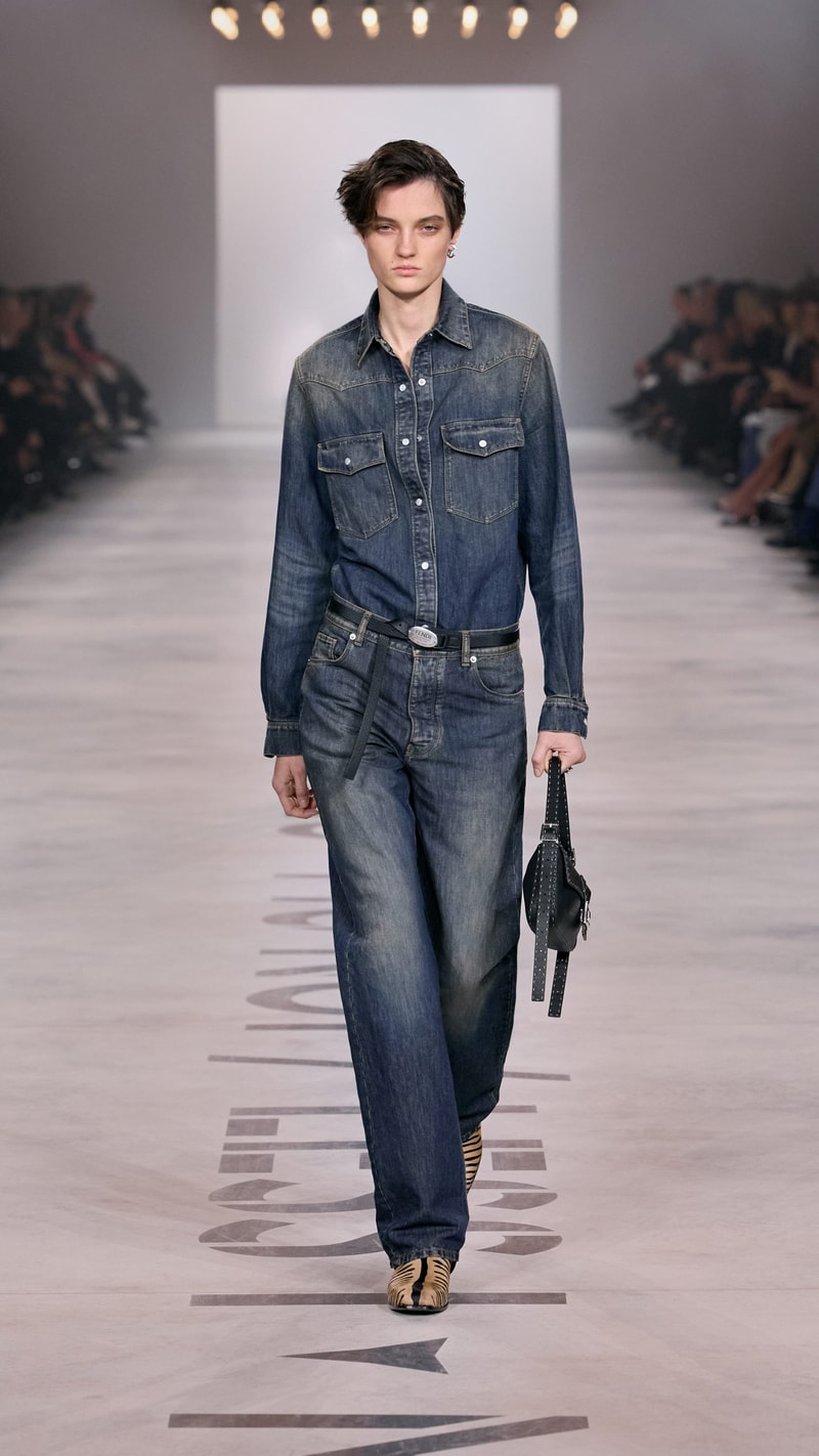 MFW：Maria Grazia Chiuri 於 FENDI 首章登場，把優雅從伸展台溫柔交還給我們！