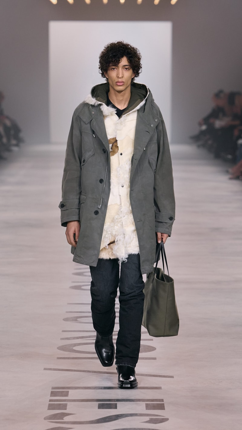 MFW：Maria Grazia Chiuri 於 FENDI 首章登場，把優雅從伸展台溫柔交還給我們！