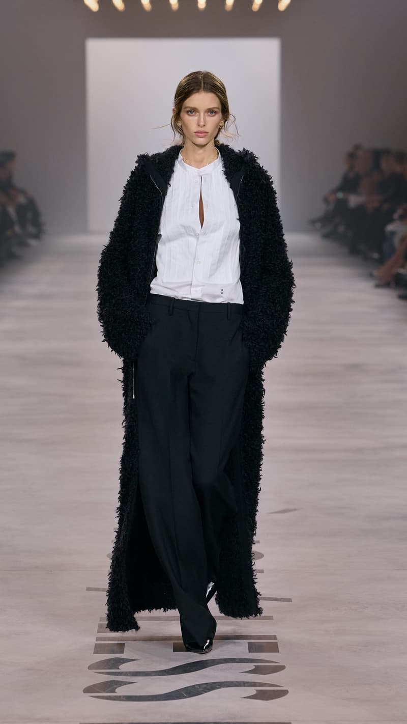 MFW：Maria Grazia Chiuri 於 FENDI 首章登場，把優雅從伸展台溫柔交還給我們！