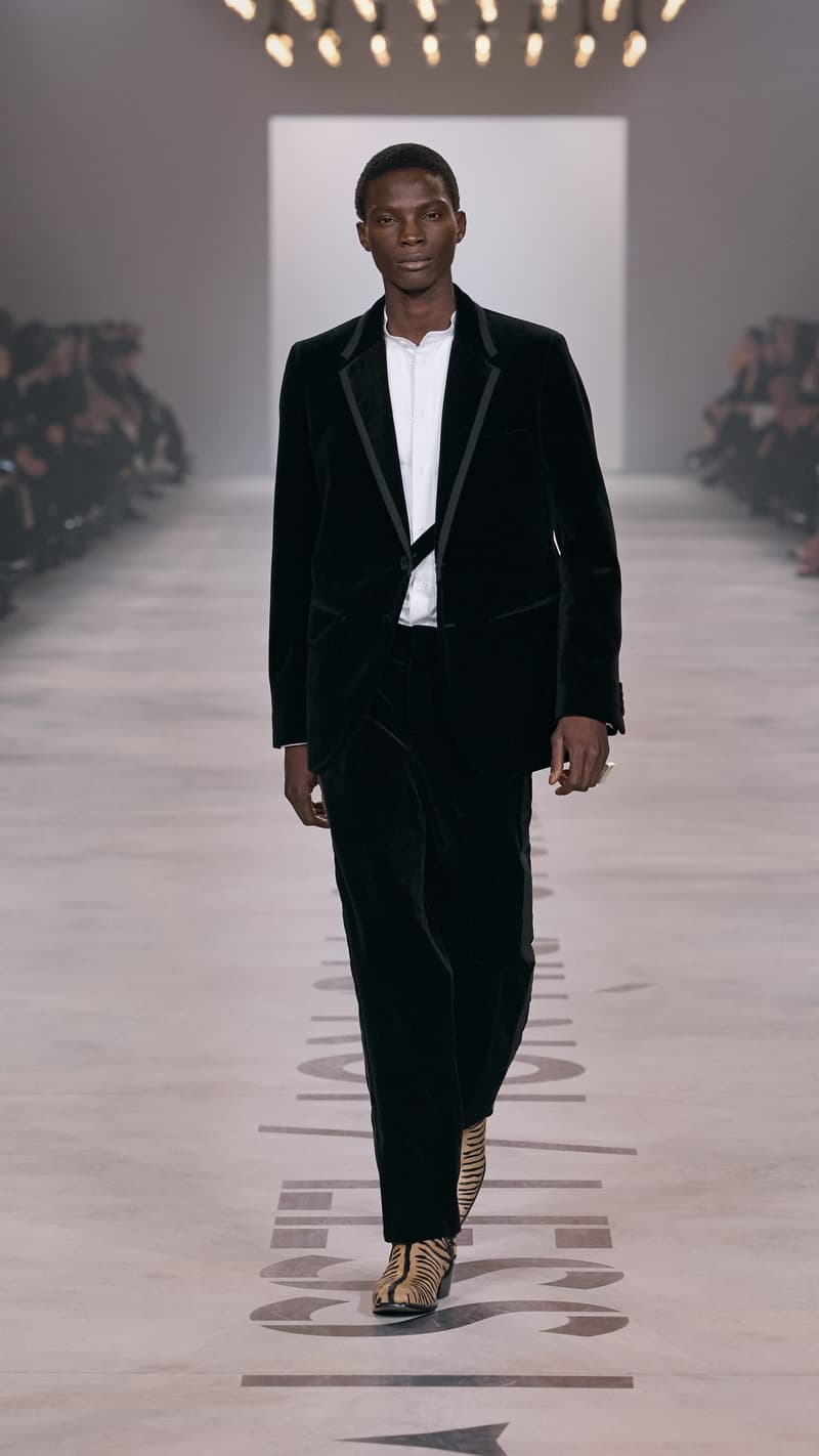 MFW：Maria Grazia Chiuri 於 FENDI 首章登場，把優雅從伸展台溫柔交還給我們！