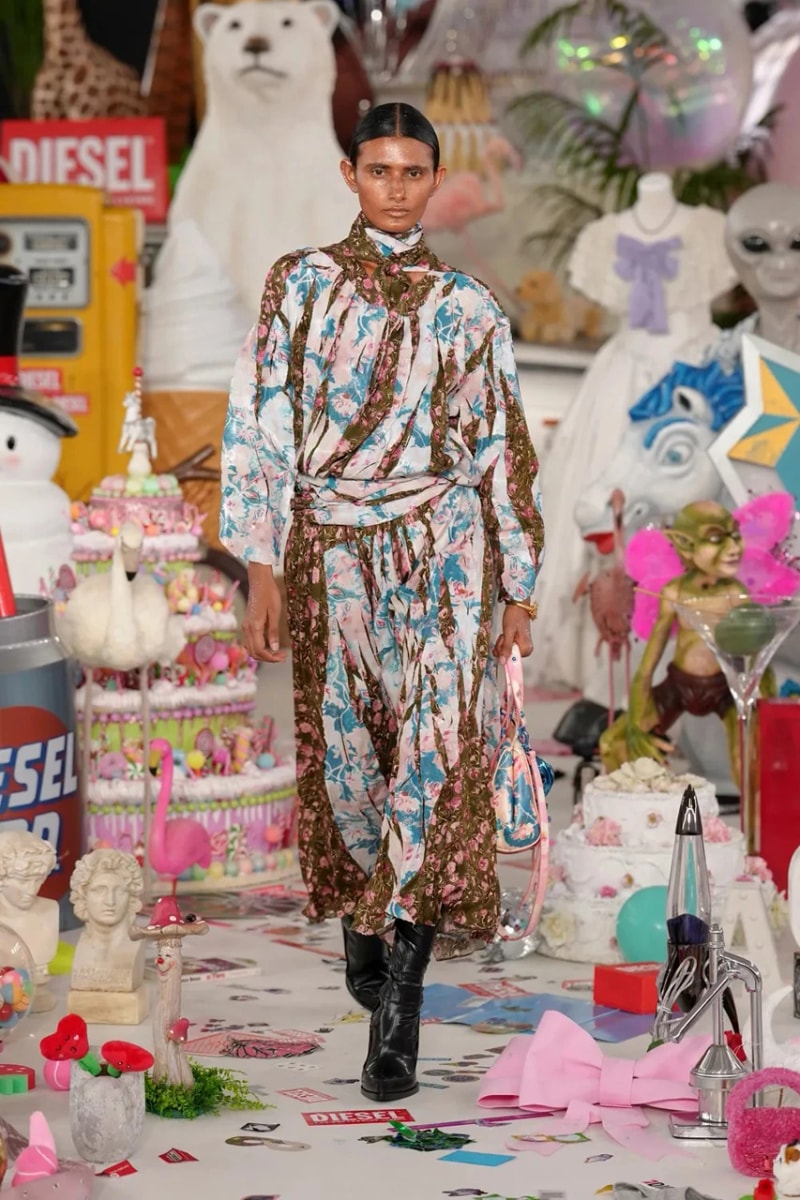 #MFW：Messy but Magnetic! GLENN MARTENS Brings the Party to Diesel FW26