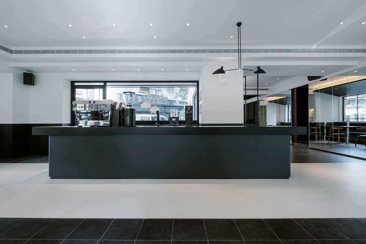 AUFGLET Taipei korea unboxing limited menu croissant croffle intro when where