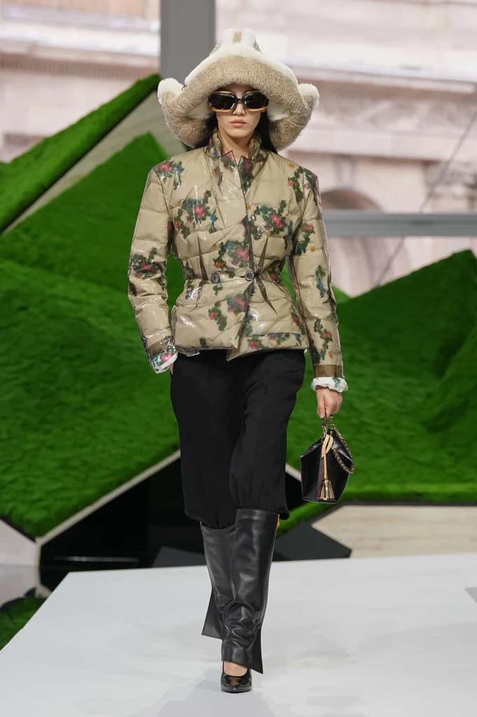 #PFW: Shepherd Capes and Sheep Motifs… Welcome to Louis Vuitton’s Pastoral Adventure at the Louvre!