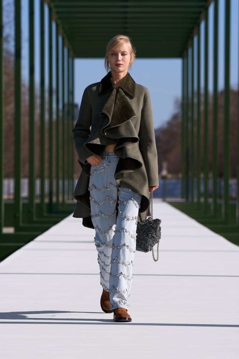 Dior Fall/Winter 2026–2027 Collection Unveiled at Jardin des Tuileries in Paris