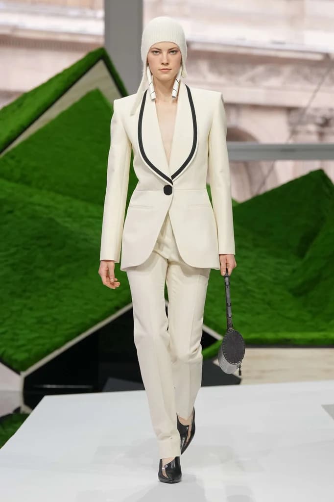 Louis Vuitton 26FW Runway-40