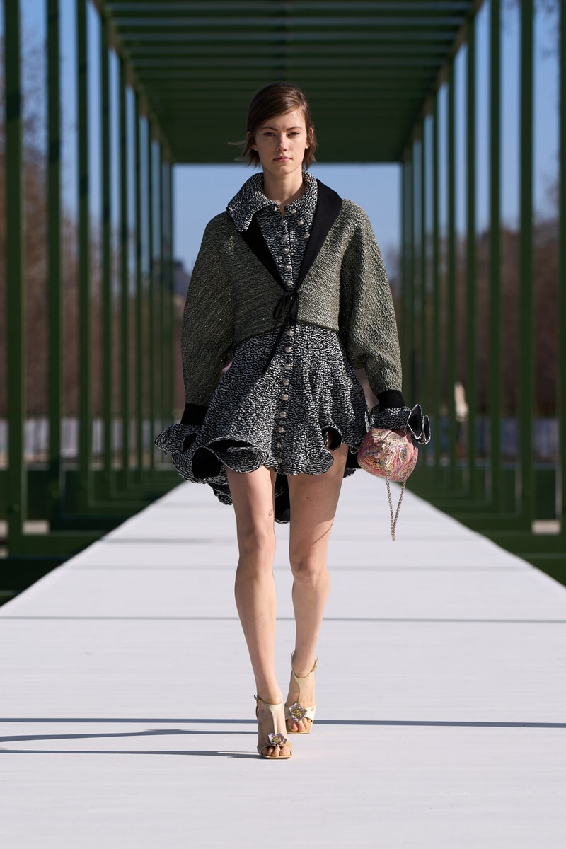 Dior Fall/Winter 2026–2027 Collection Unveiled at Jardin des Tuileries in Paris