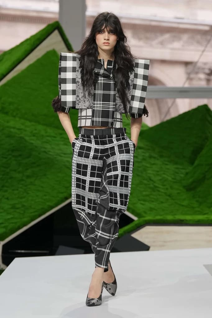 Louis Vuitton 26FW Runway-50