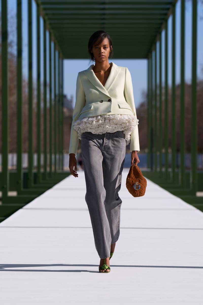 Dior Fall/Winter 2026–2027 Collection Unveiled at Jardin des Tuileries in Paris