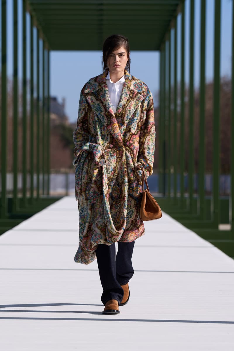 Dior Fall/Winter 2026–2027 Collection Unveiled at Jardin des Tuileries in Paris