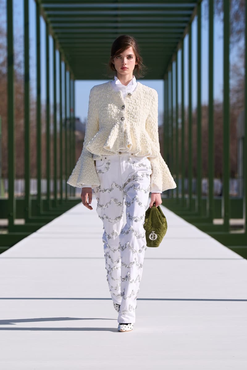 Dior Fall/Winter 2026–2027 Collection Unveiled at Jardin des Tuileries in Paris