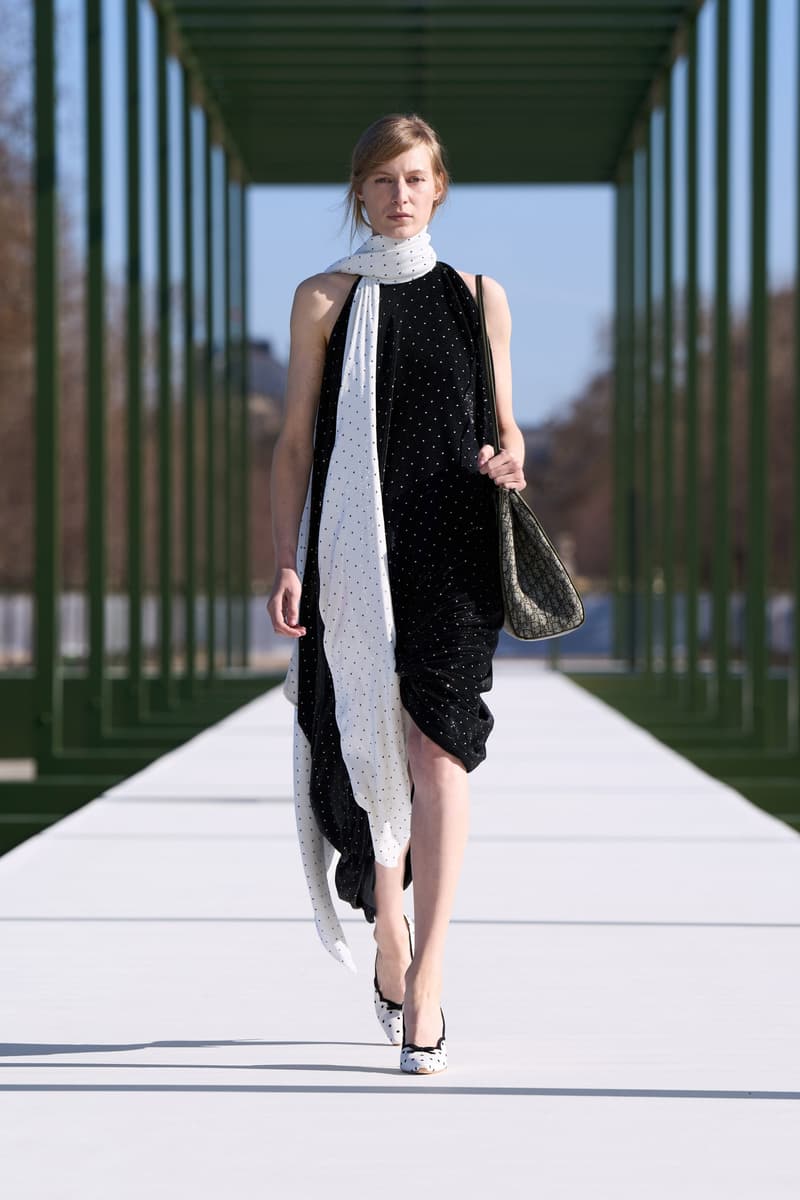 Dior Fall/Winter 2026–2027 Collection Unveiled at Jardin des Tuileries in Paris