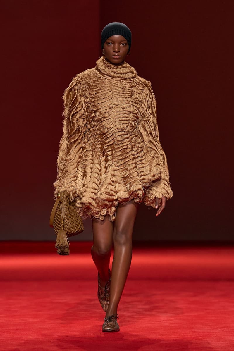 Bottega Veneta FW26: Louise Trotter Delivers a Masterclass in Texture and Movement