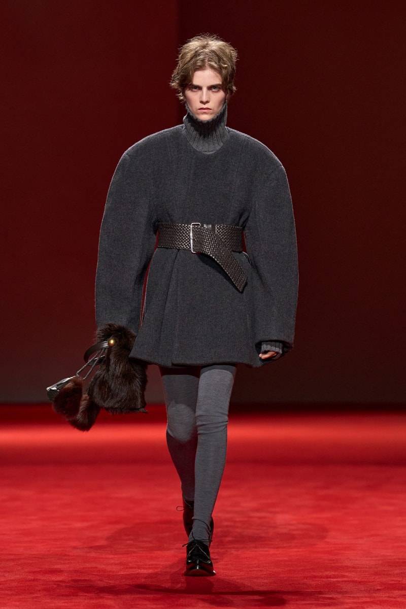 Bottega Veneta FW26: Louise Trotter Delivers a Masterclass in Texture and Movement