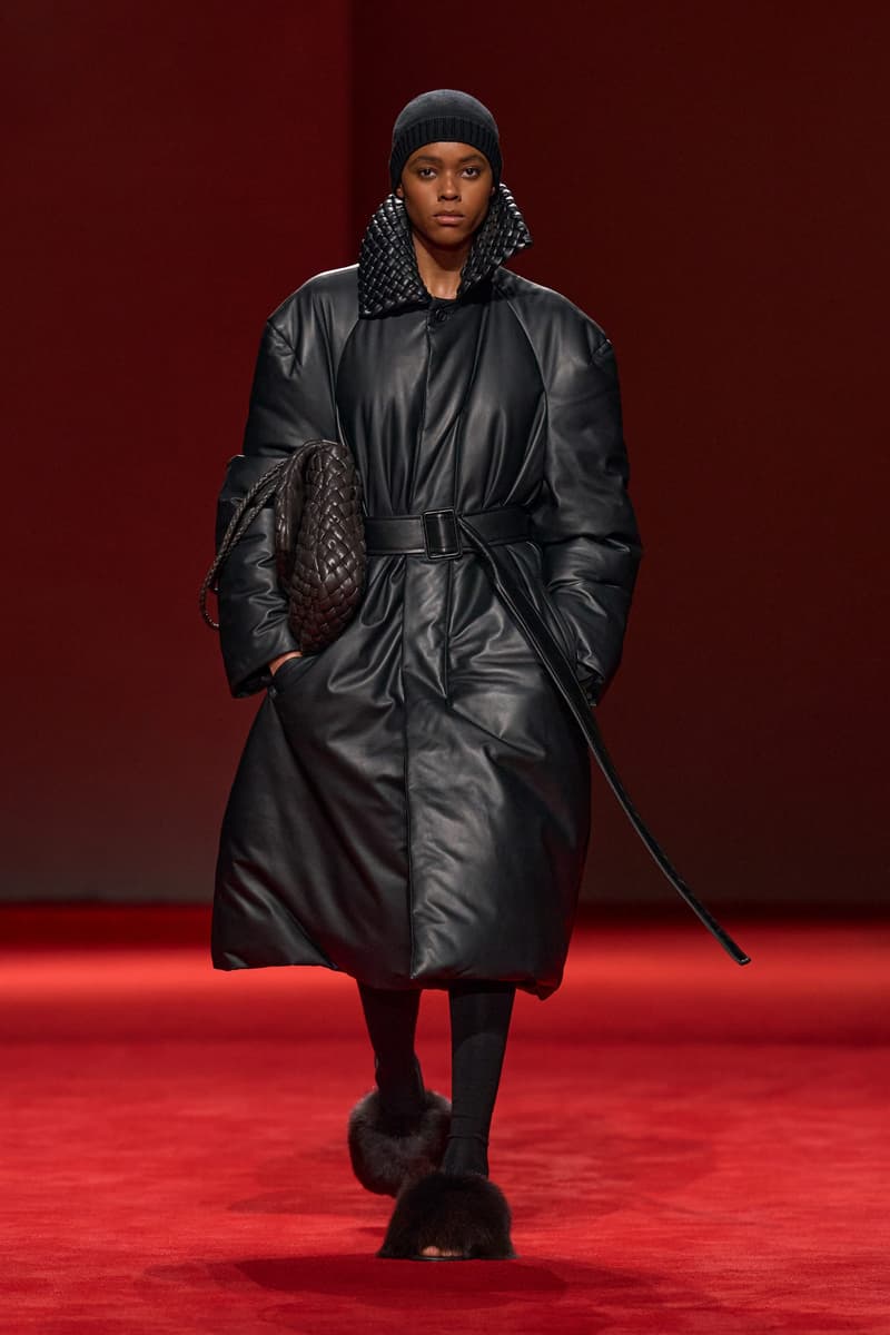Bottega Veneta FW26: Louise Trotter Delivers a Masterclass in Texture and Movement