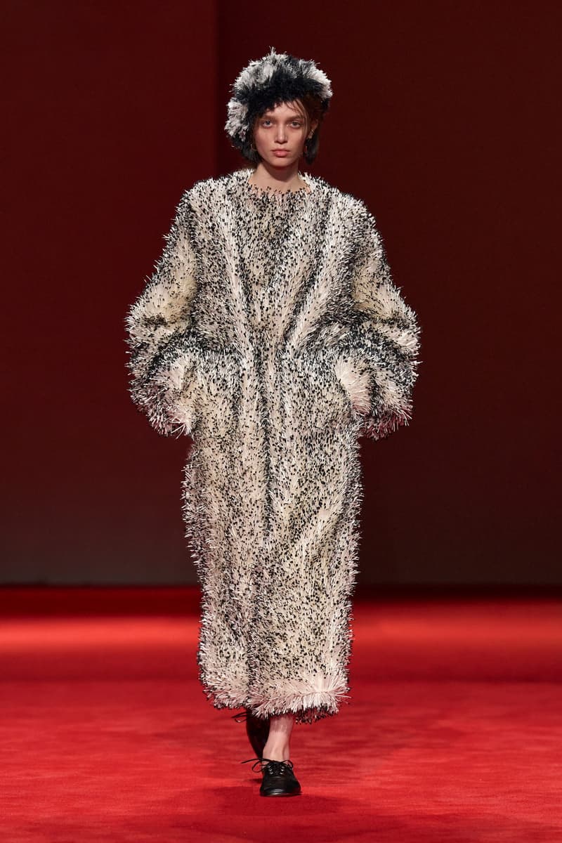 Bottega Veneta FW26: Louise Trotter Delivers a Masterclass in Texture and Movement