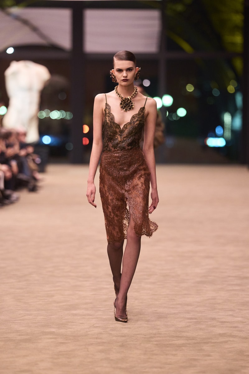 Saint Laurent Winter 2026 Womenswear Collection Redefines Power Dressing With Sharp Tailoring