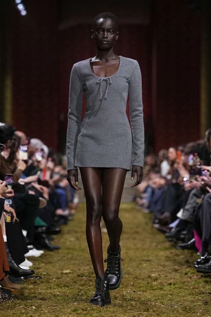 #PFW: The Zigzag Headband Is Back—The Miu Miu Girl Grows Up but Stays Rebellious!