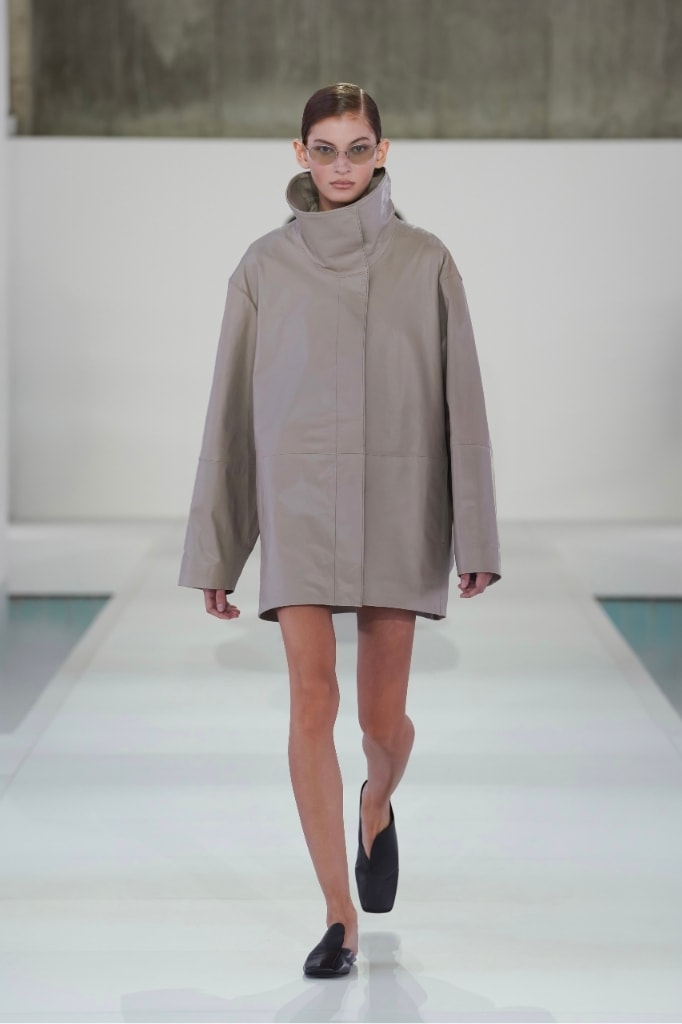 COS 2026 Spring Summer Collection Seoul Fashion Show Looks Beige Gray Minimalism