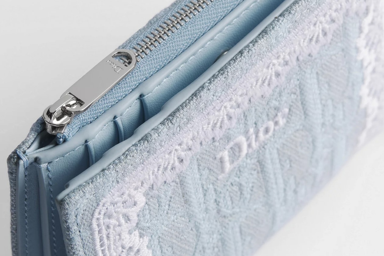 Dior 日本限定銀包、Dior Oblique 蕾絲銀包、日本必買精品 2026、藍色精品推薦