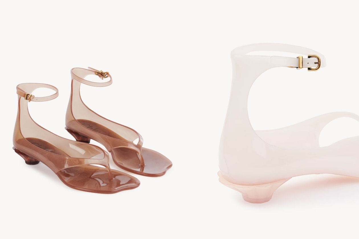 像是從 Barbie 衣櫃走出來！Chloé 全新夢幻果凍鞋系列，實現雨天的優雅穿搭