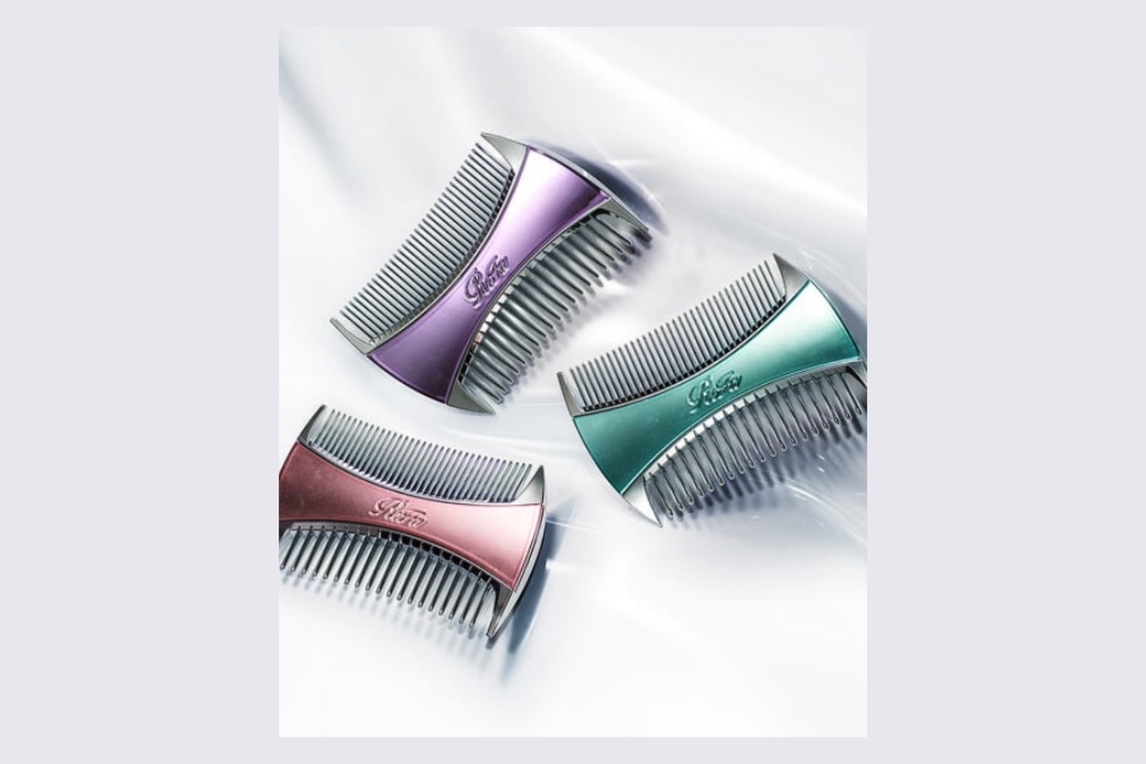 ReFa x TWICE 小分隊 MISAMO 聯名：3 款成員專屬色、那個絲絨心型梳會不會太懂我們的心了！