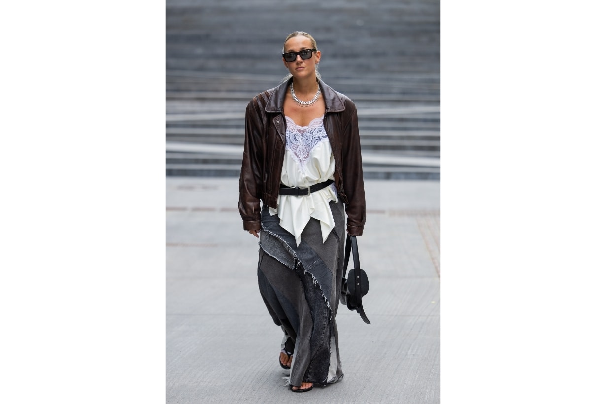 2026 春夏牛仔裙穿搭：長裙、短裙、A 字裙靈感，韓系法式風格一次學會