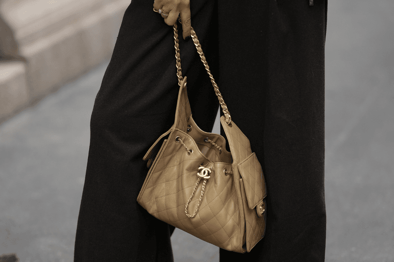 CHANEL 重返第一、Massimo Dutti 首度闖進 Top 10：Lyst 最新排行榜公開，今年大家都在買什麼？