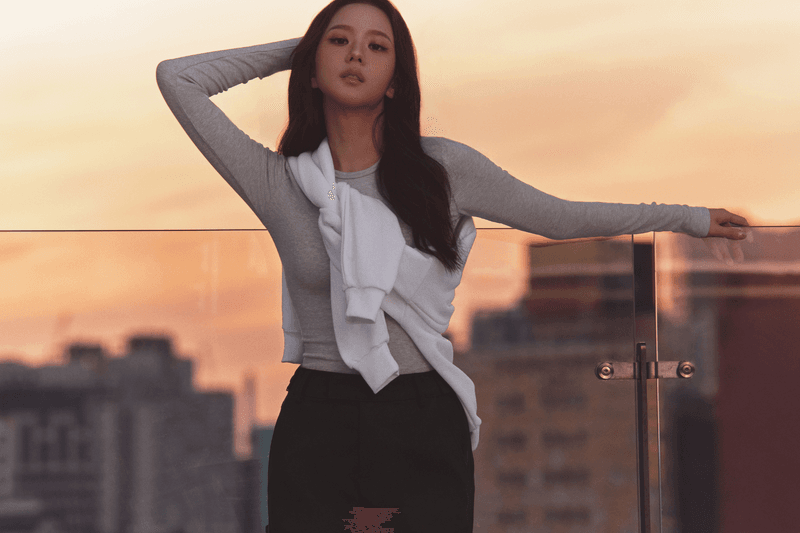 ALO 2026 Fall Campaign featuring Global Ambassador JISOO in Pink Marshmallow Softsculpt Desire Tennis Dress