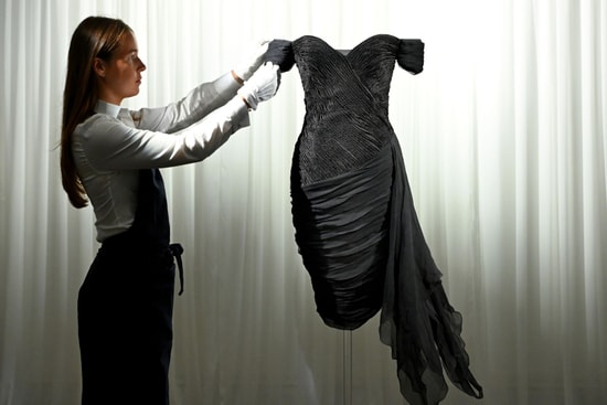 princess-diana-the-revenge-dress-exhibition