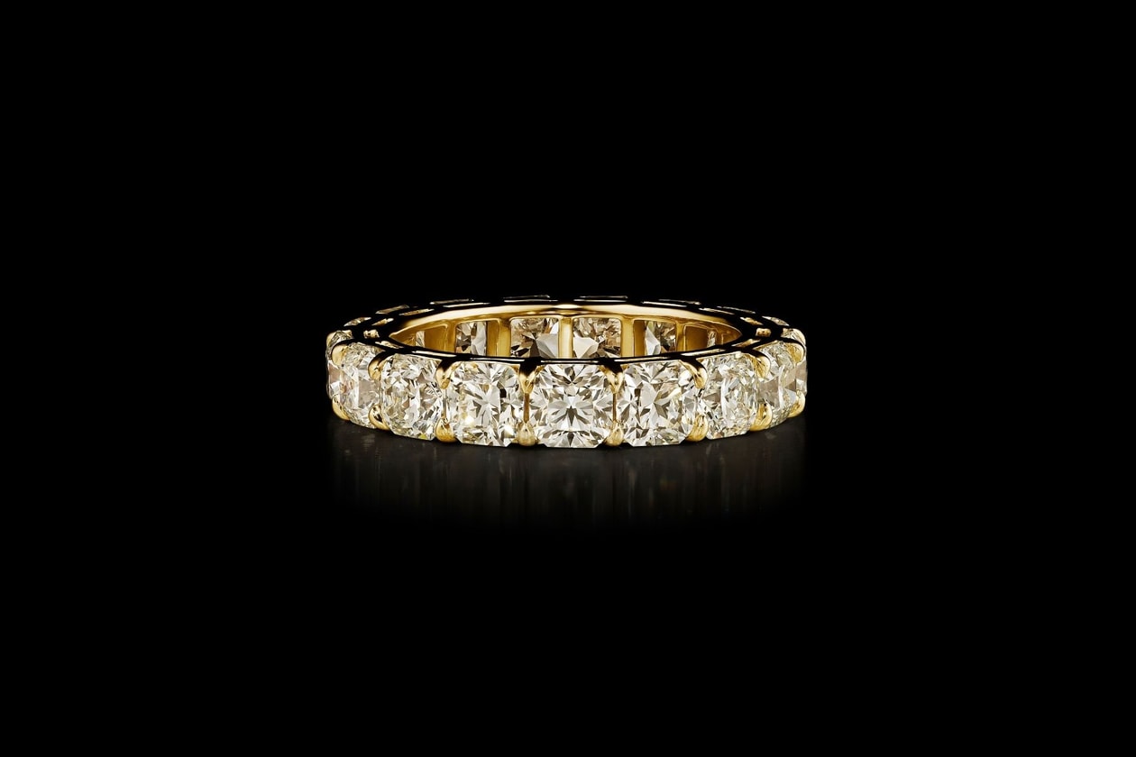 De Beers Desert Diamonds ICONS Holiday Collection: Warm-Toned Diamonds Reinterpret the Classic Tennis Bracelet