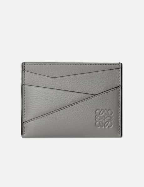 Burberry Embossed Check Leather Folding Card Case in Black - Men, Burberry®  Official