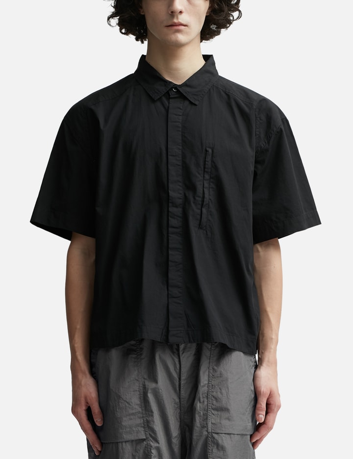 01 シャツ Placeholder Image