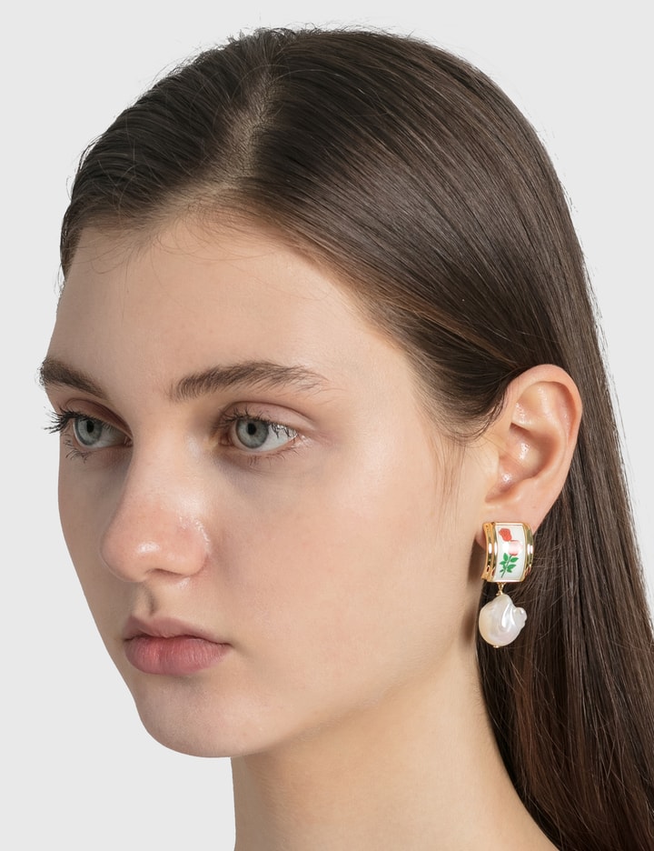 Rosa Earrings Placeholder Image