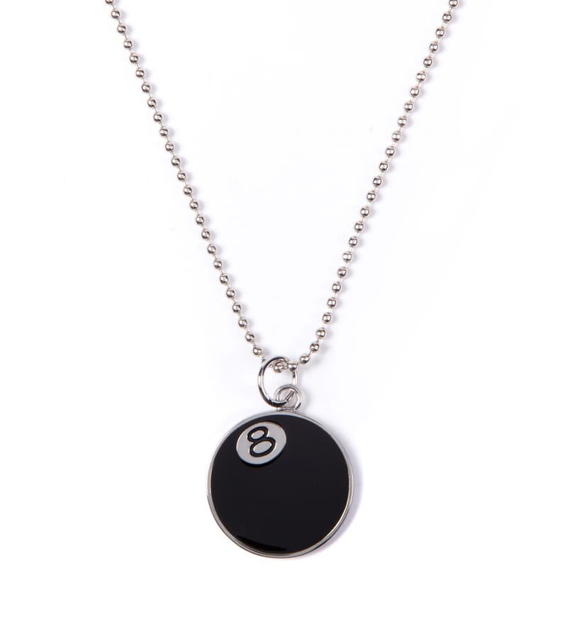 8 ball choker