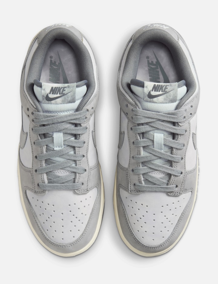 Nike Dunk Low Placeholder Image