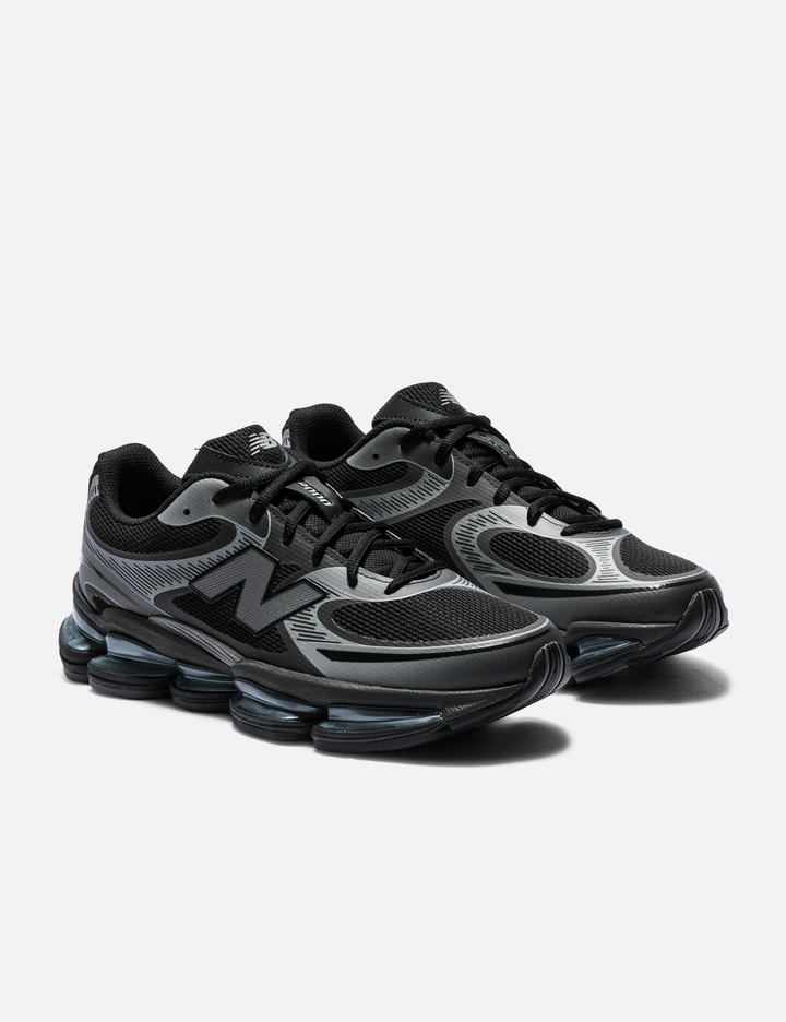 New Balance 2000 Mesh Low-top Sneakers In Black