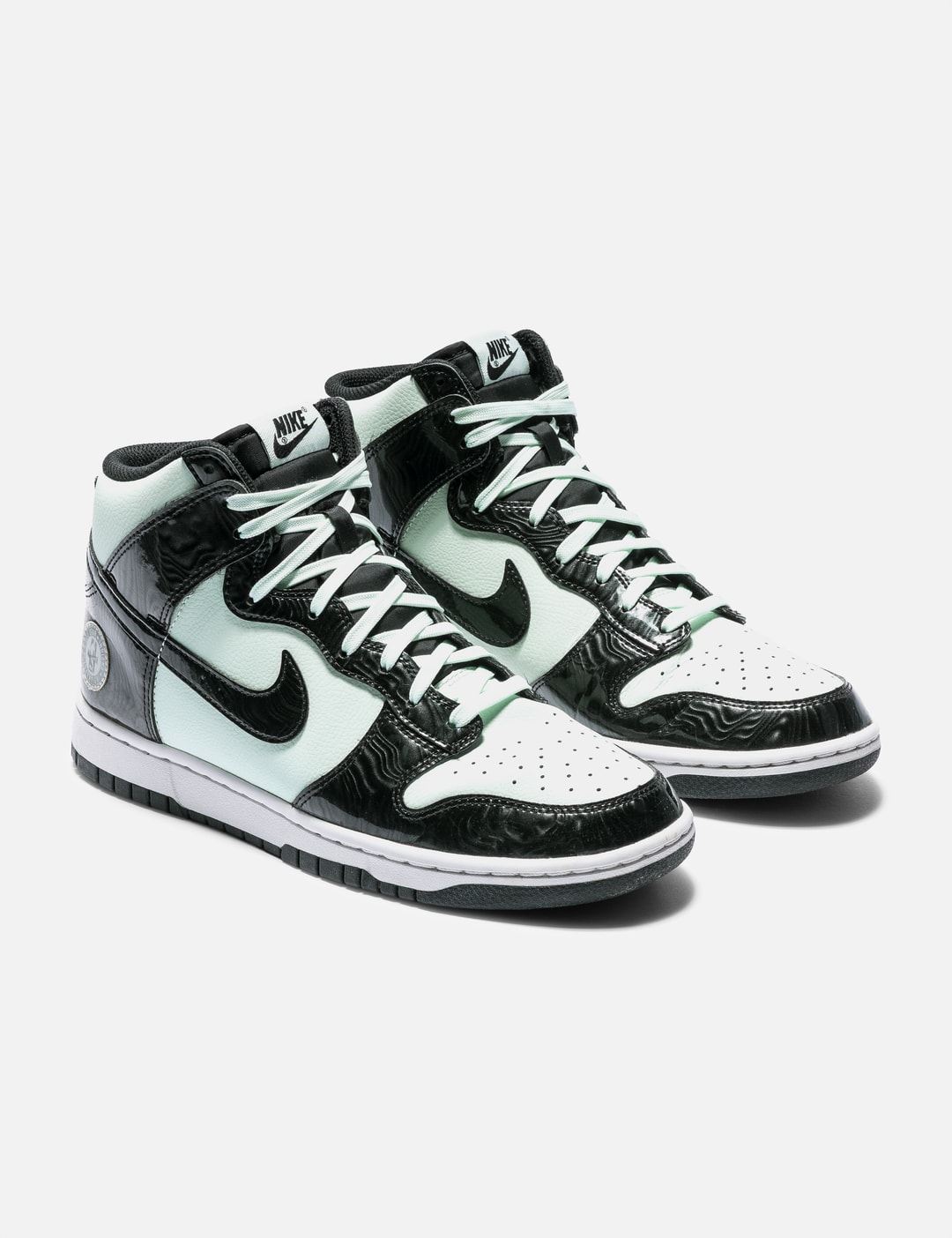 Dunk High SE All-Star (2021) view 12