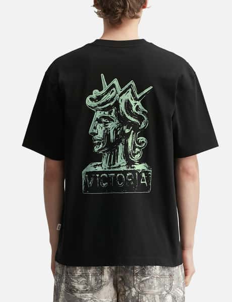 Queenhead Statue Short Sleeves T-Shirt view 12