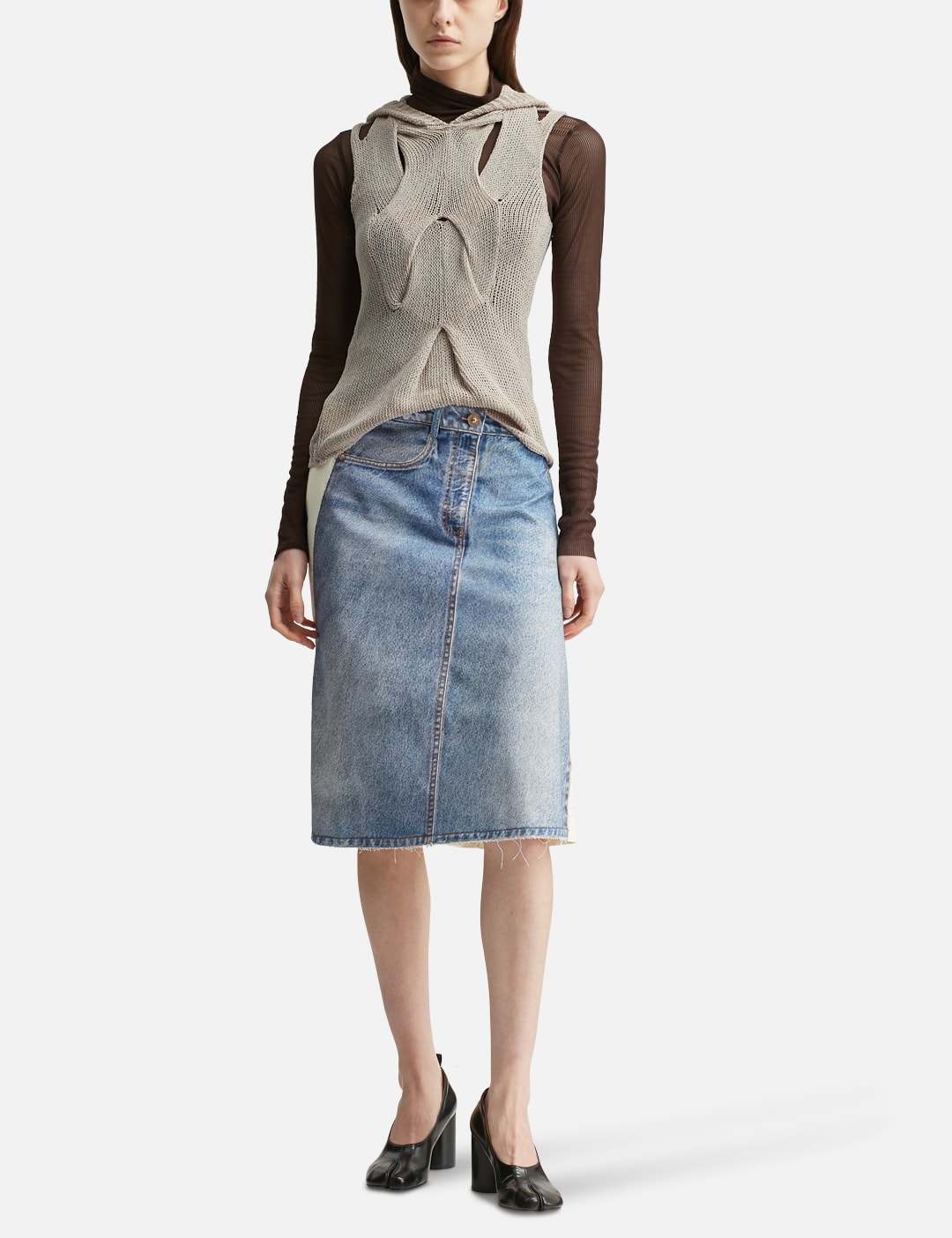 Out In Knitted Sleeveless view 15