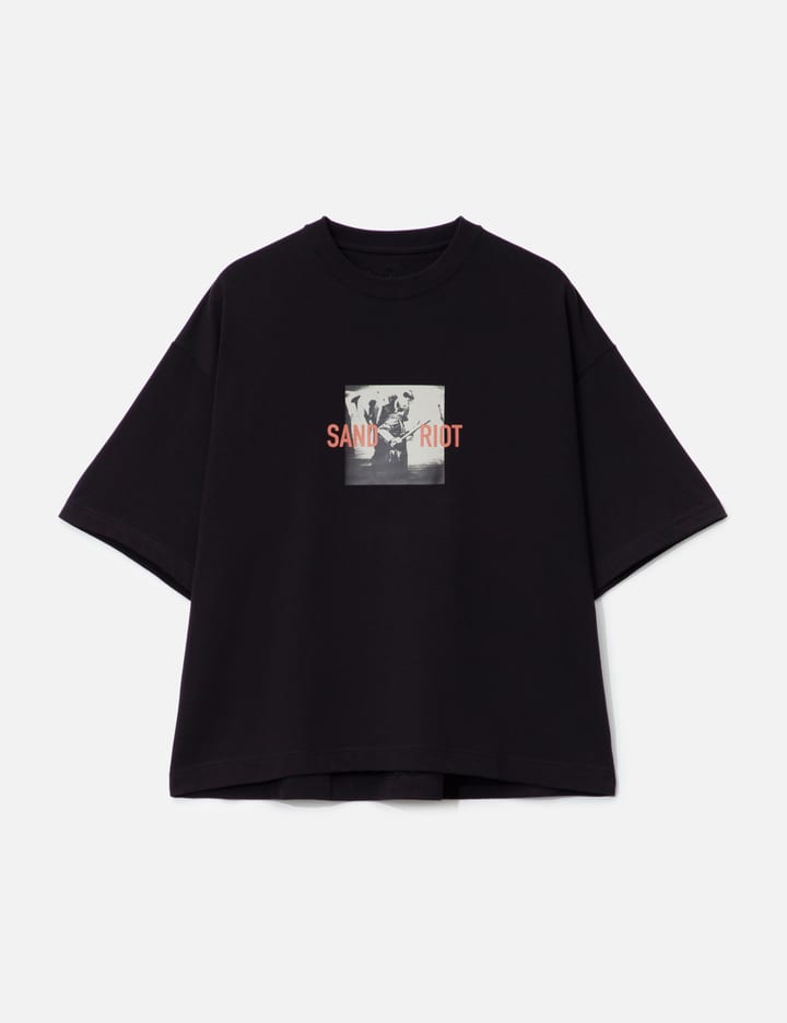 X TIGHTBOOTH “GTB-03T” Sand Riot Logo T-Shirt