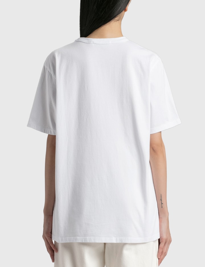チラックス フォックス パッチ クラシック Tシャツ Placeholder Image