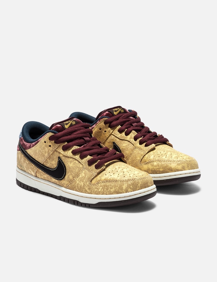 NIKE SB DUNK LOW PRO Placeholder Image