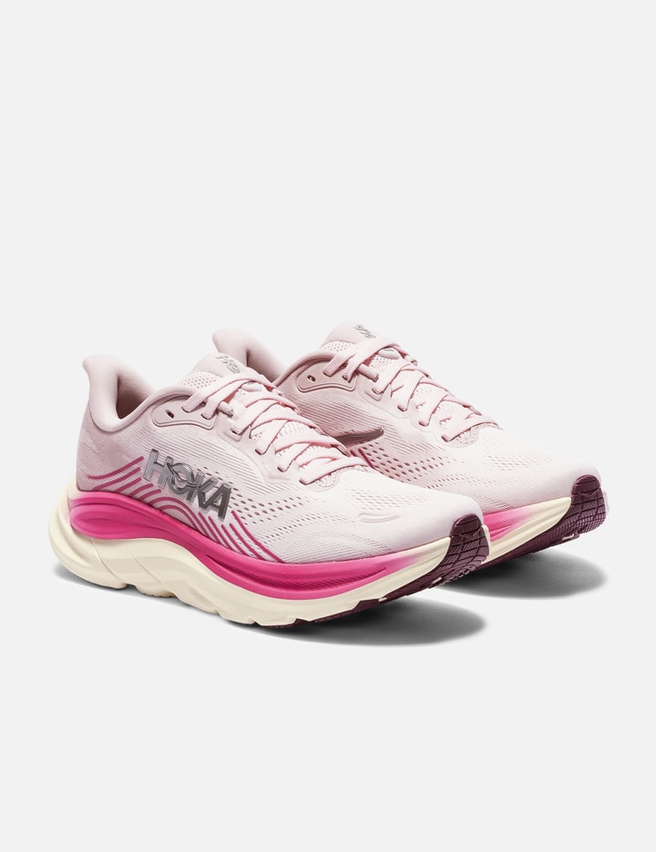 HOKA Clifton 11