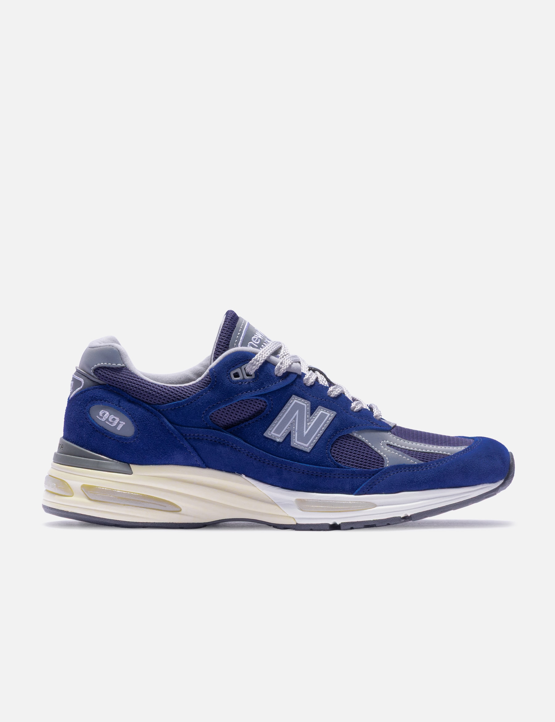 Made In UK 991v2 view 16